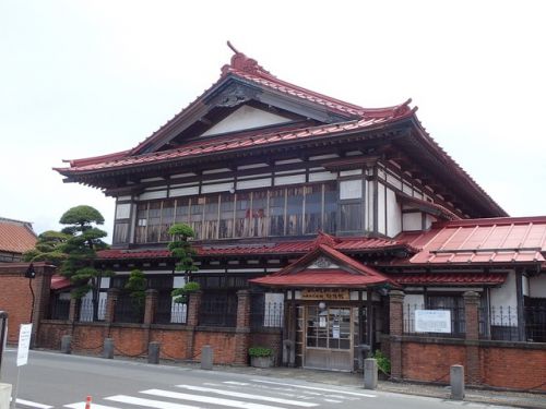 青森 ロイヤル温泉旅館
