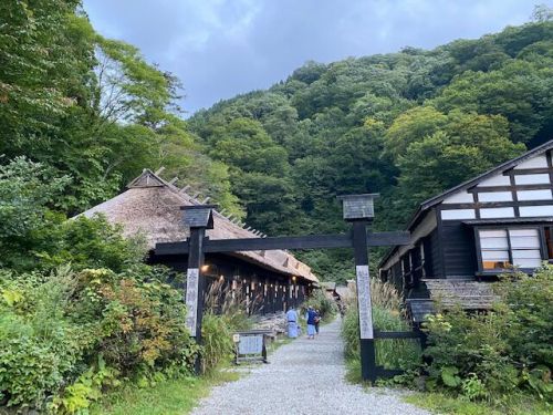 秋田県乳頭温泉郷「鶴の湯温泉」