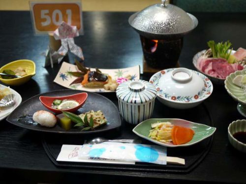 黄金の湯かけ流しの伊香保温泉・石坂旅館 お食事編