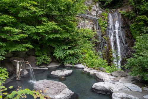 ■22.4/16(土)~17(日)…栃木・奥鬼怒温泉。白濁の秘湯ツアー