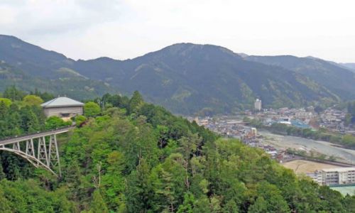 外孫と新緑の下呂温泉へ!