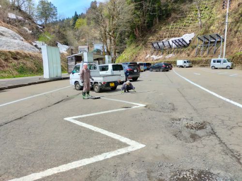 温泉駐車場のライン引き