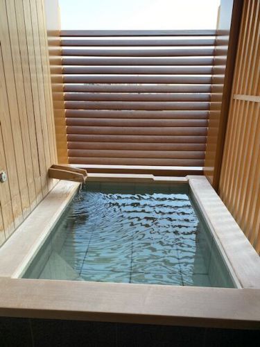 道後温泉「道後御湯(どうごみゆ)」